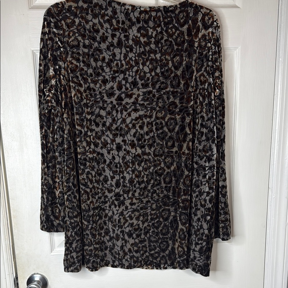 Susan Graver Black and Gray Sequin Long Sleeve Blouse - Picture 5 of 9